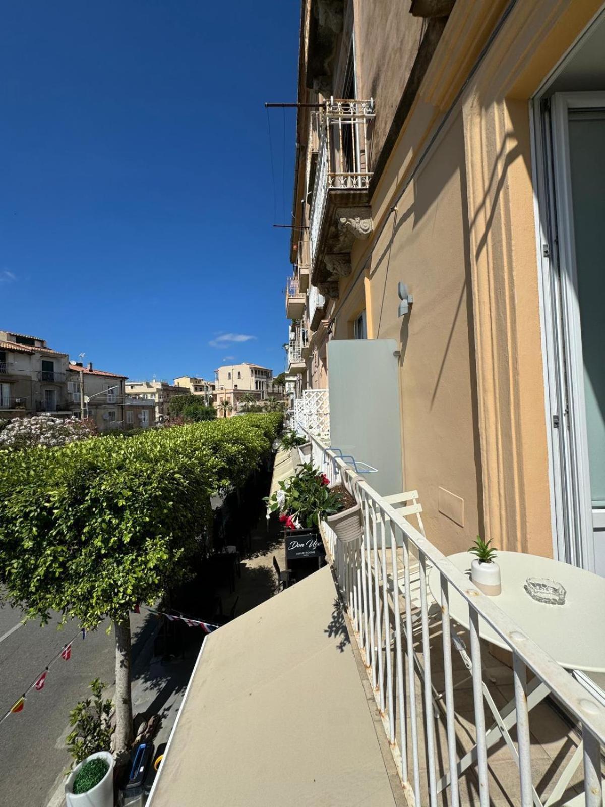 Don Ugo Luxury Rooms Tropea Eksteriør bilde