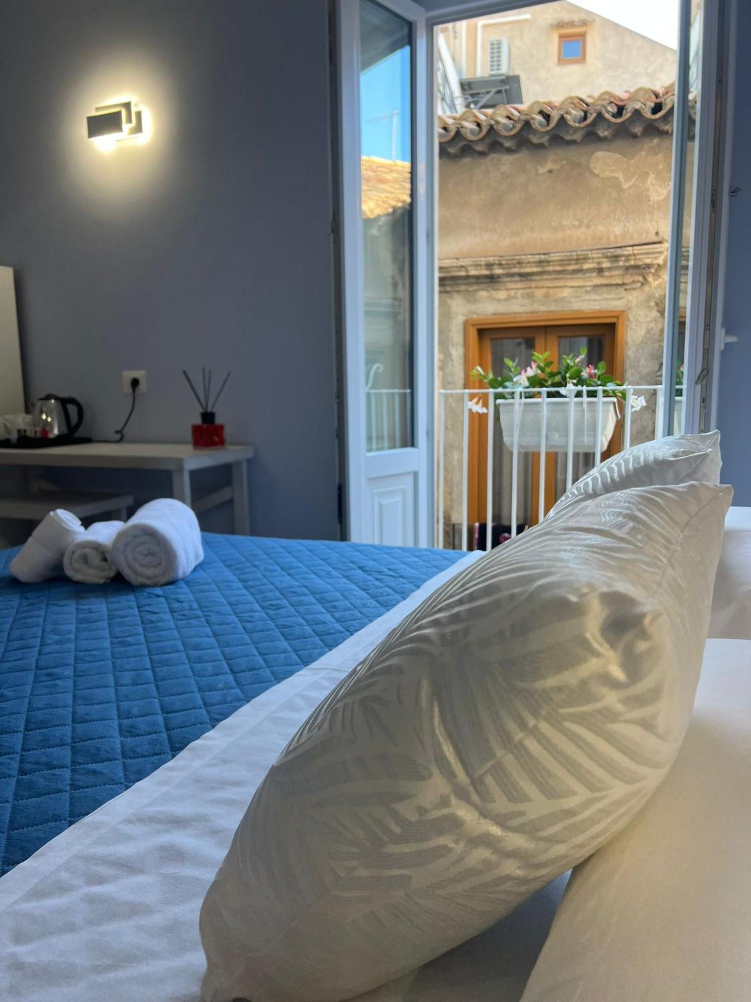 Don Ugo Luxury Rooms Tropea Eksteriør bilde