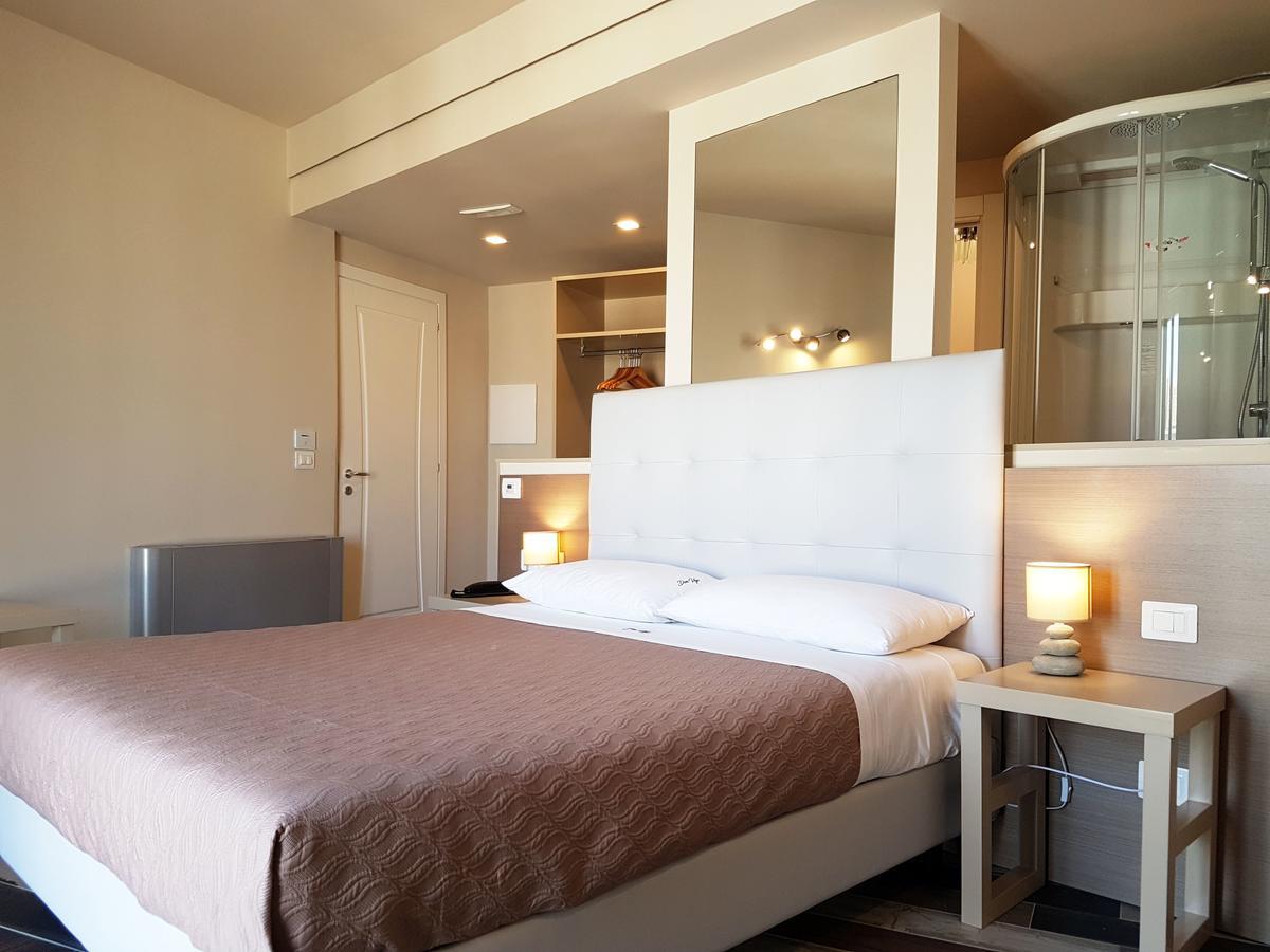 Don Ugo Luxury Rooms Tropea Eksteriør bilde